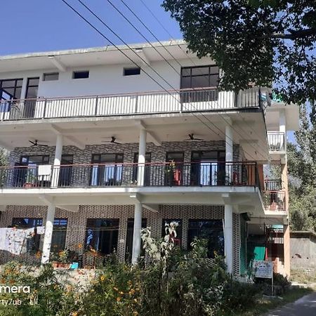 Mohinder&Mohindra Home Stay Bīr Exterior foto